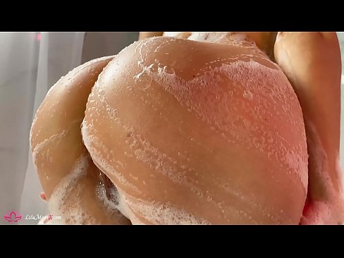 ❤️ Morena masturba o coño cun vibrador ata un orgasmo intenso na ducha ️ Vídeo de sexo a nós gl.appassistance.ru ❌️