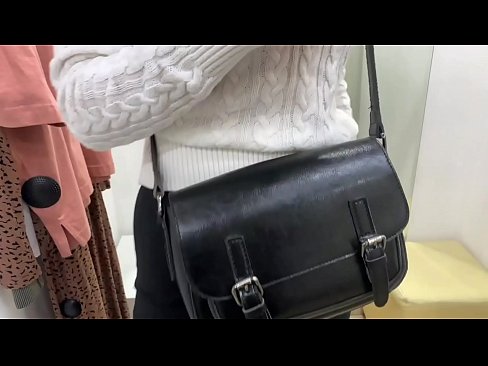 ❤️ Masturbación pública da nova cadela FeralBerry cun consolador no probatorio ️ Vídeo de sexo a nós gl.appassistance.ru ❌️