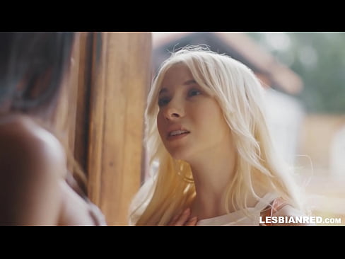 ❤️ A nena chega a casa uns meses despois e acaba comendo o coño da súa madrastra ️ Vídeo de sexo a nós gl.appassistance.ru ❌️