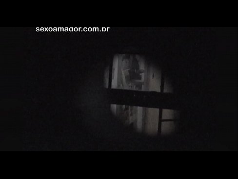 ❤️ Blondie é gravada en segredo por un voyeur do barrio escondido detrás de ladrillos ocos ️ Vídeo de sexo a nós gl.appassistance.ru ❌️